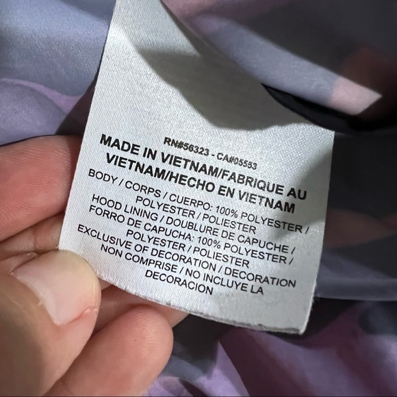 Nike T/F Camo Windrunner Purple Camo Lightweight Women's Jacket Small - Picture 10 of 13